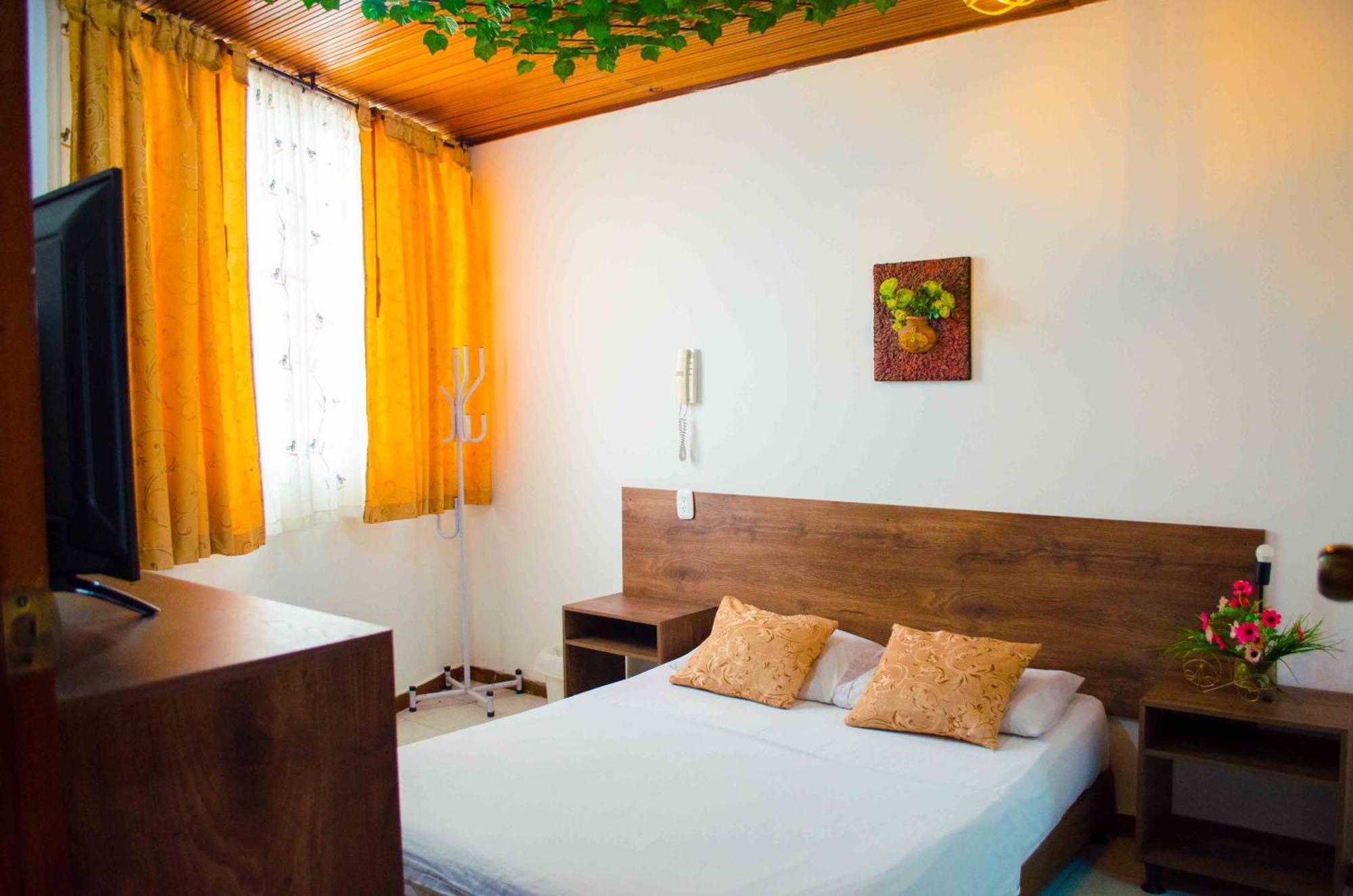 Hotel Elimar Girardot Exterior photo